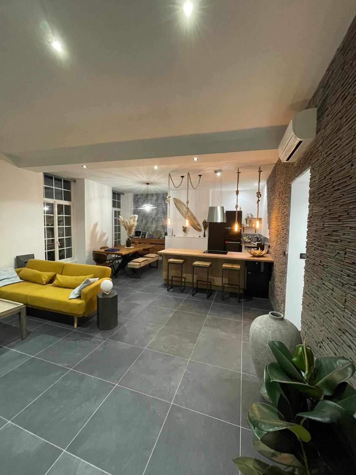 Apartment Moderne Et Climatise